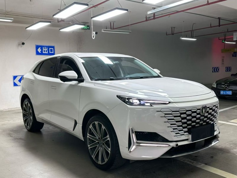 成都22年长安汽车UNI7