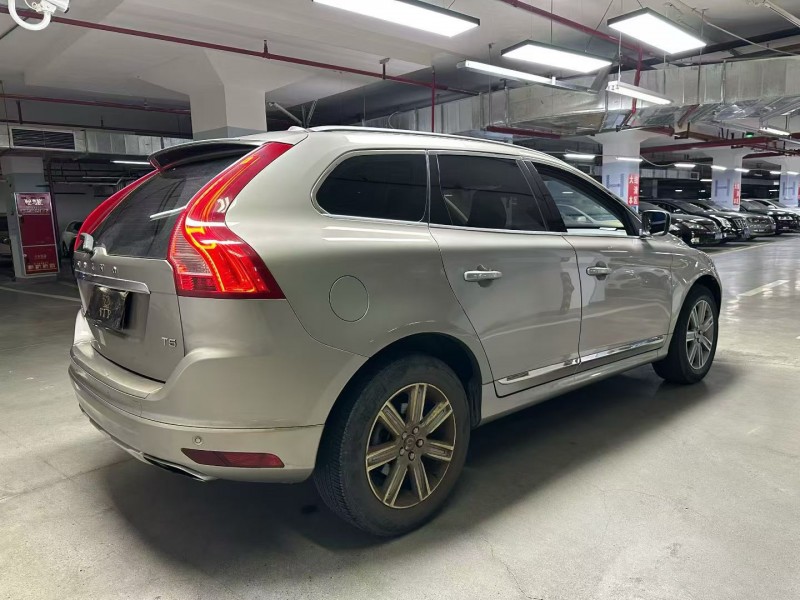 成都16年沃尔沃XC608
