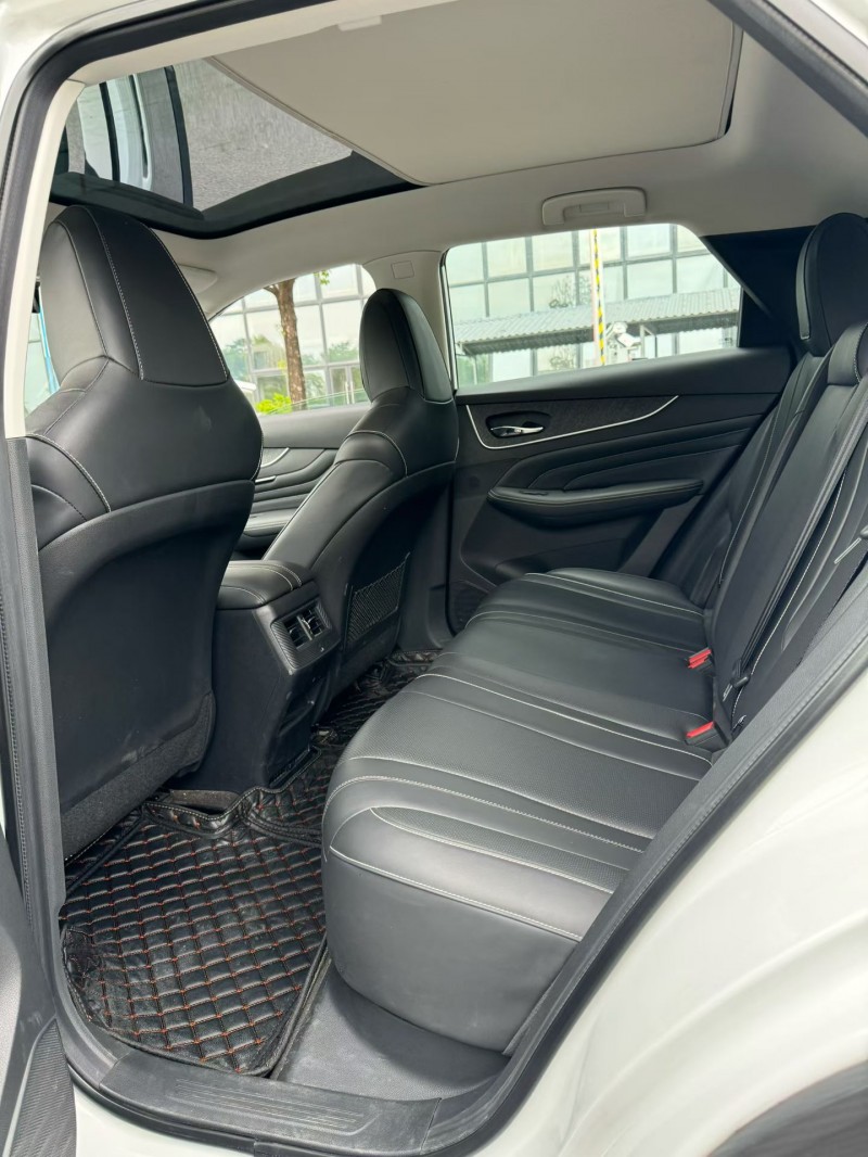 东莞23年启辰大V6