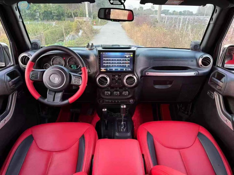 嘉兴14年Jeep牧马人4