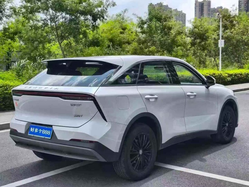 东莞25年启辰大V7