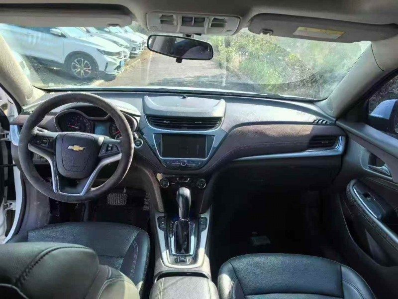 孝感17年雪佛兰迈锐宝6