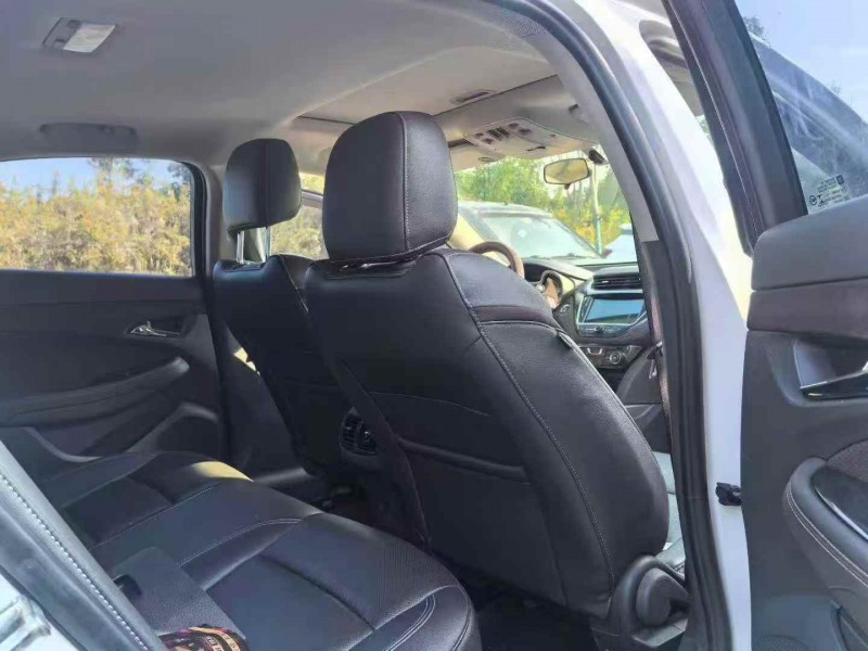 孝感17年雪佛兰迈锐宝8