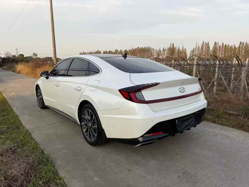 绍兴22年现代索纳塔7