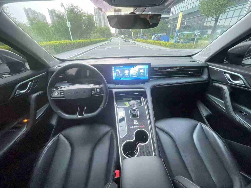 东莞23年荣威RX55