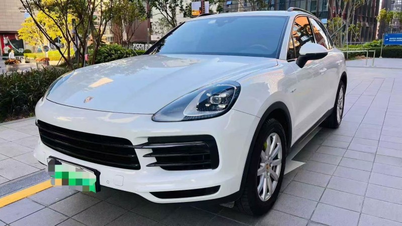 广州19年保时捷Cayenne新能源3