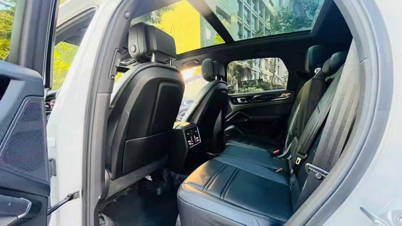 广州19年保时捷Cayenne新能源6