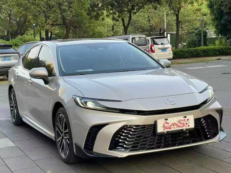 佛山25年丰田凯美瑞3