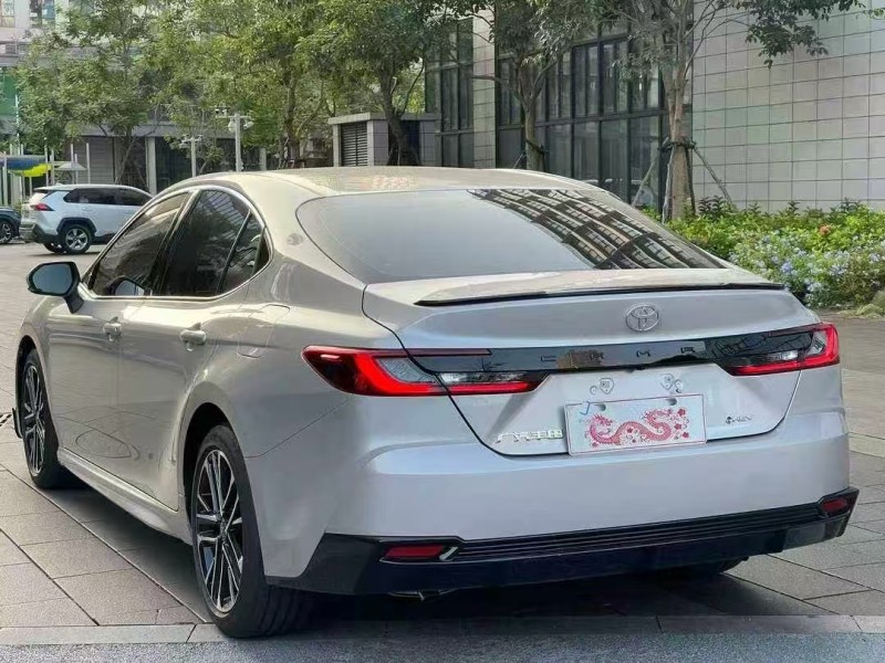 佛山25年丰田凯美瑞7