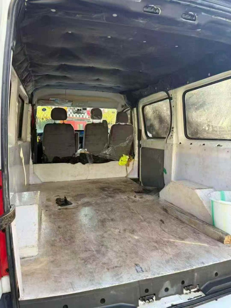 重庆20年福田图雅诺5