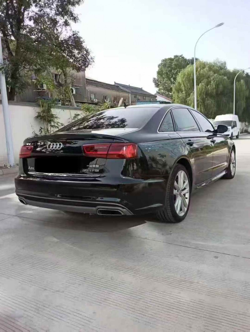 南通18年奥迪A6L8