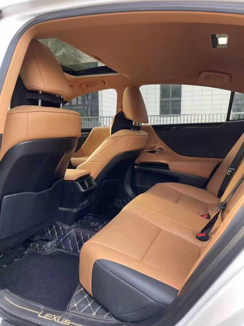 佛山22年雷克萨斯ES5