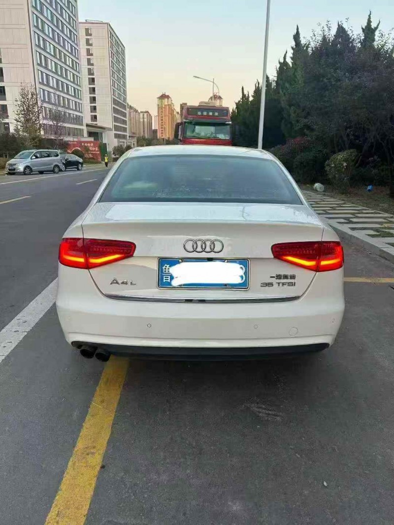 淄博15年奥迪A4L9