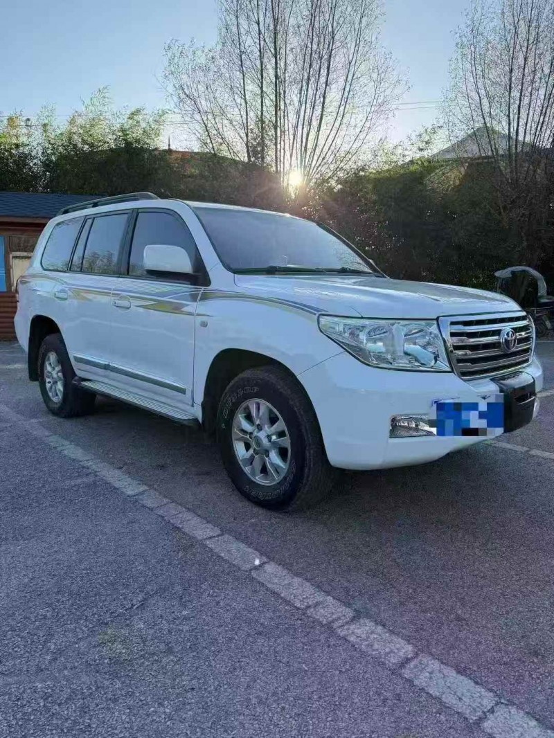 秦皇岛09年丰田兰德酷路泽2