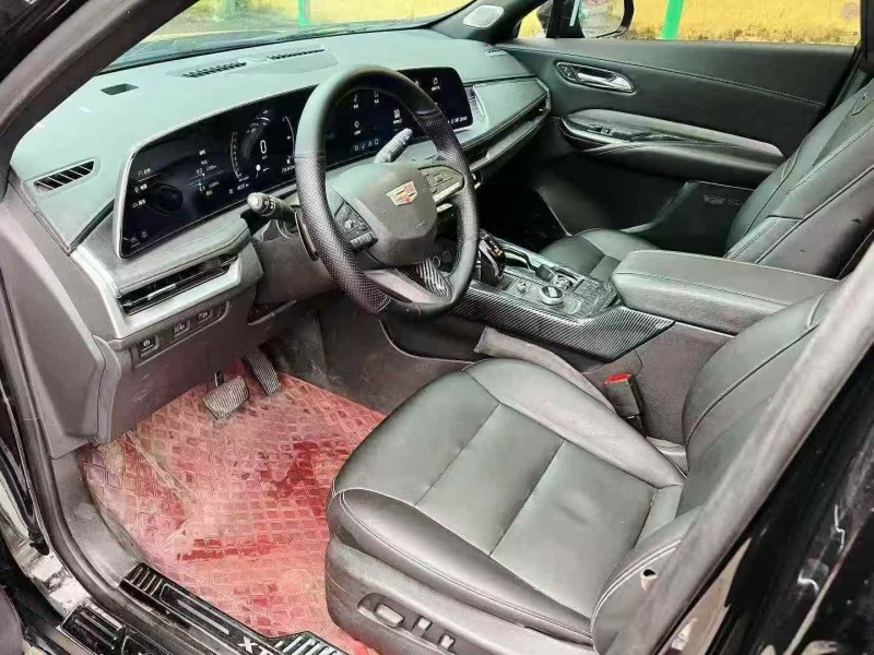 枣庄23年凯迪拉克XT44