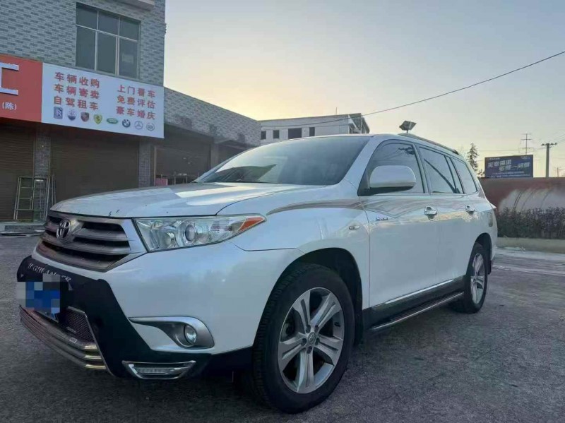 衡阳14年丰田汉兰达3