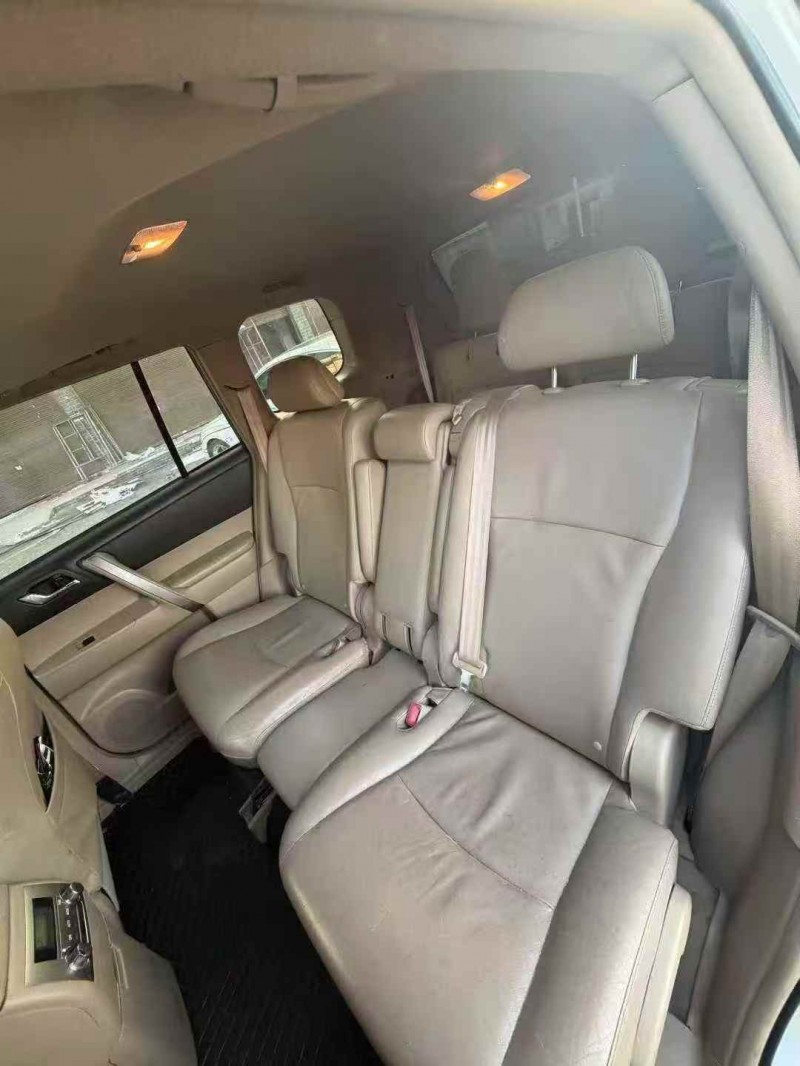 衡阳14年丰田汉兰达4