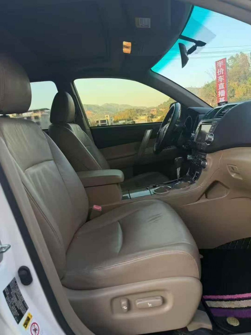 衡阳14年丰田汉兰达5