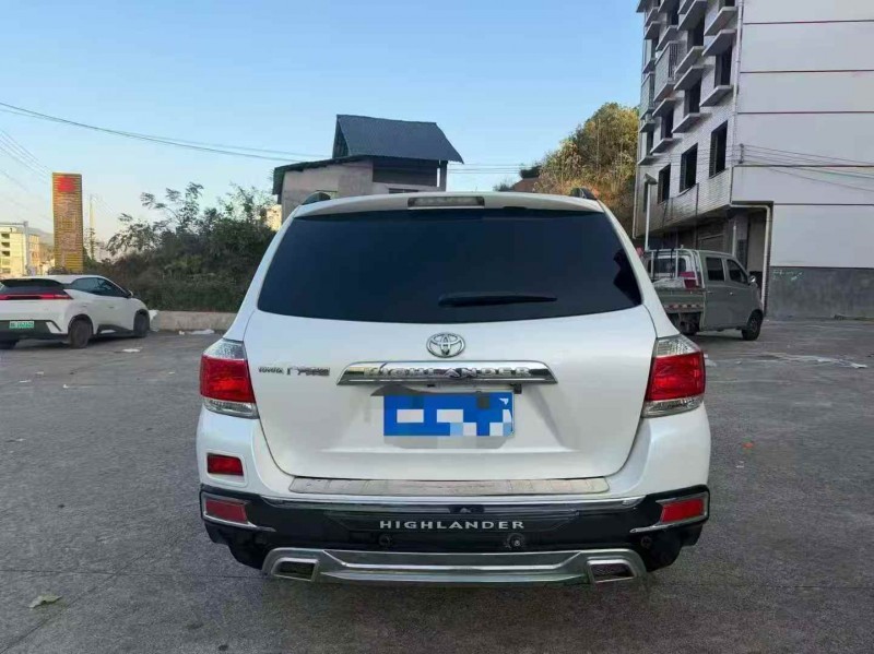 衡阳14年丰田汉兰达9