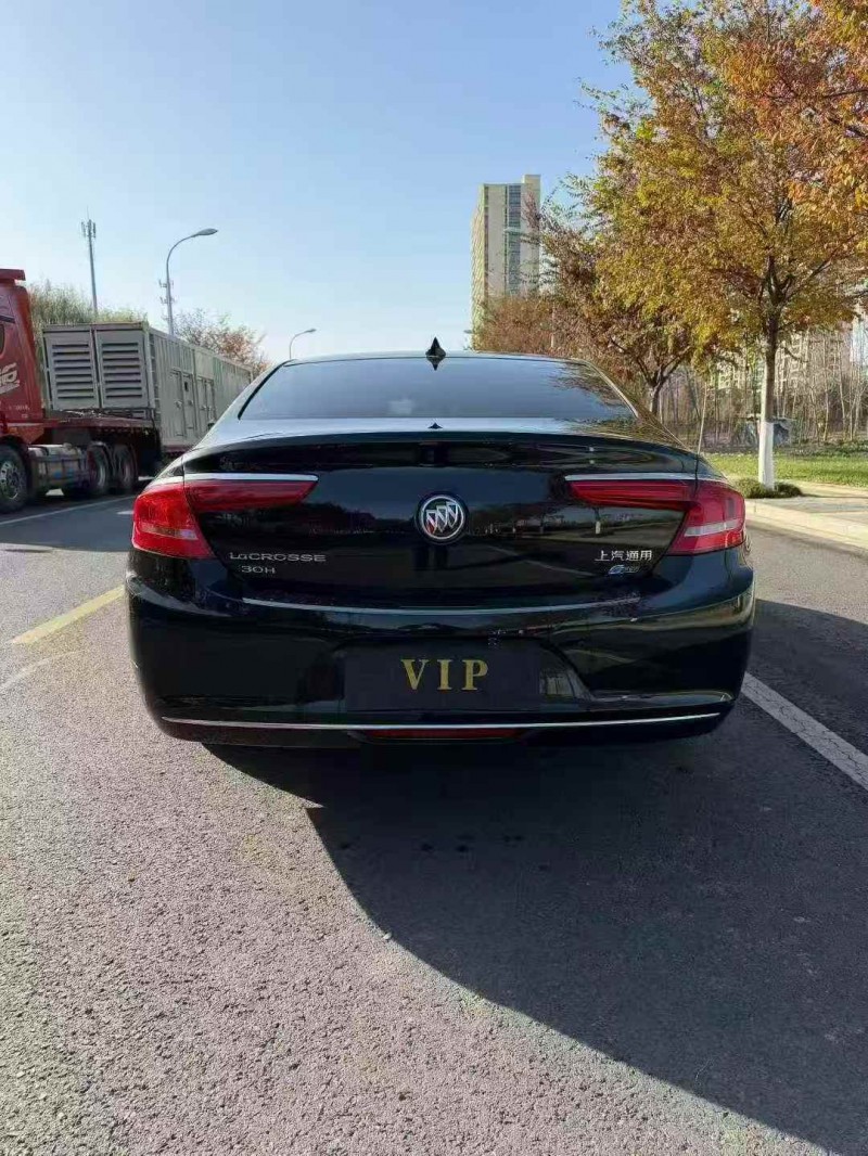 徐州19年别克君越9