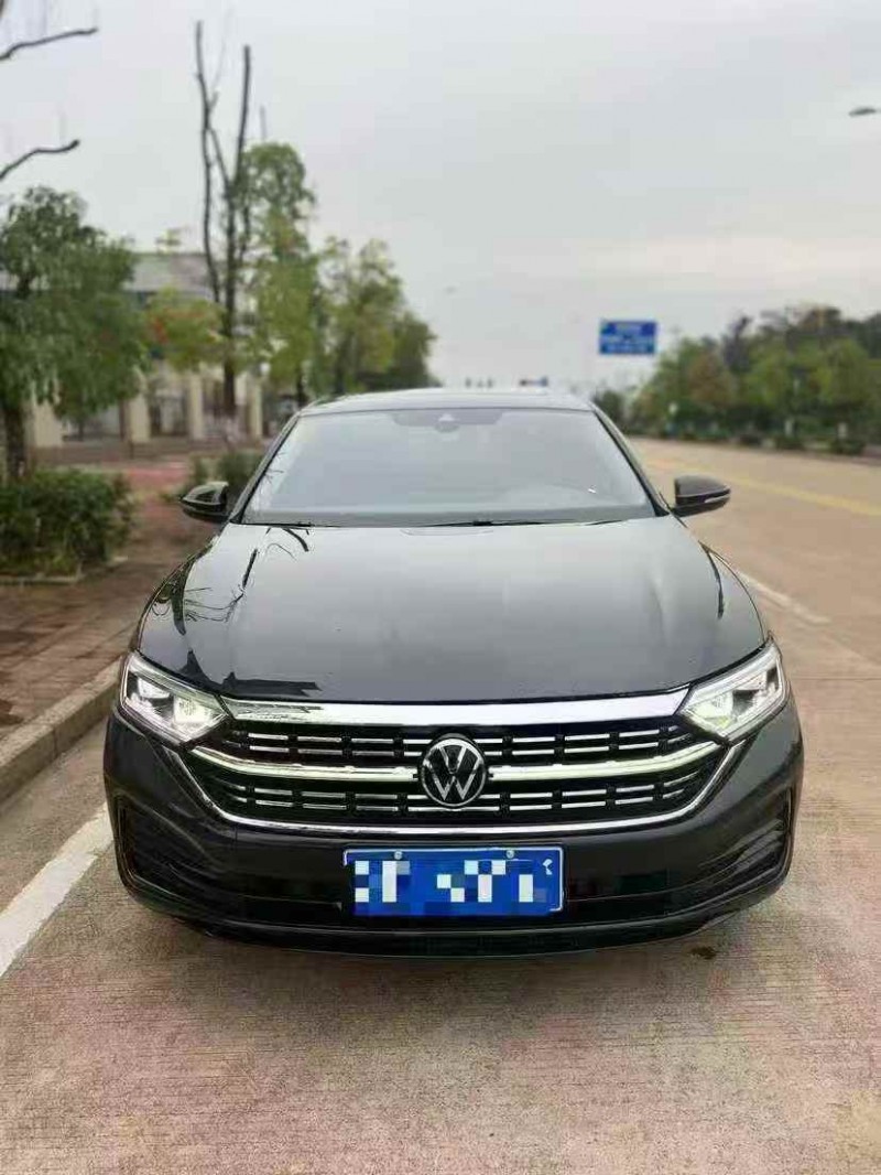 吉安23年大众速腾1