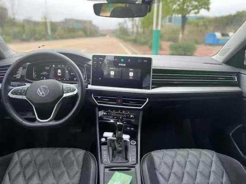 吉安23年大众速腾3