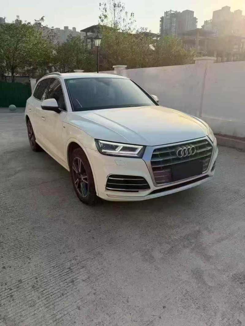 新余21年奥迪Q52