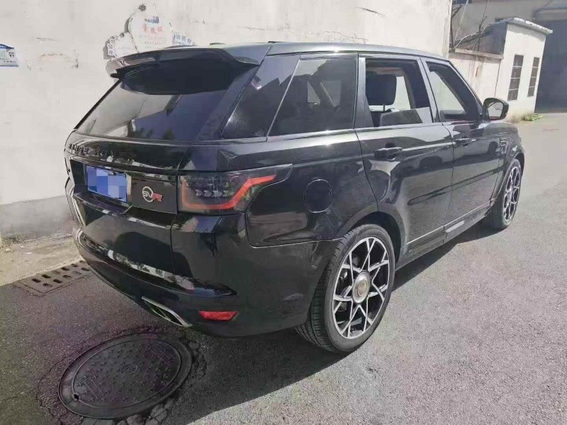 吉安15年路虎揽胜运动8