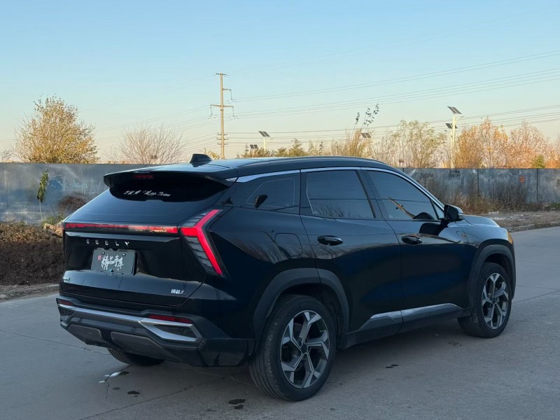 青岛24年吉利博越8