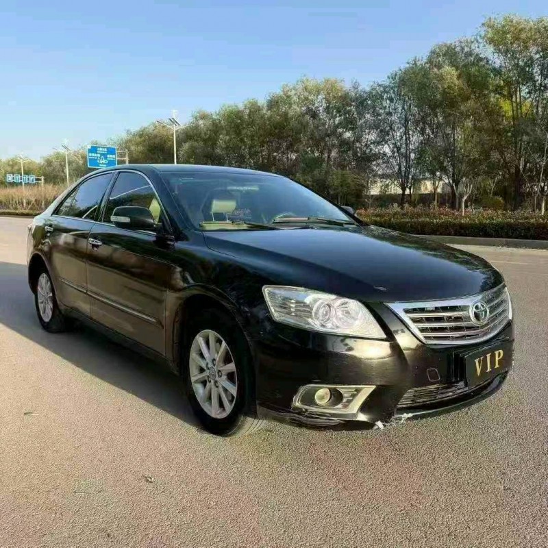 济宁13年丰田凯美瑞3