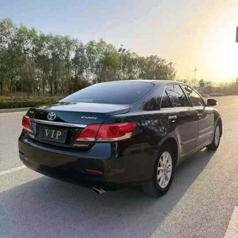 济宁13年丰田凯美瑞8