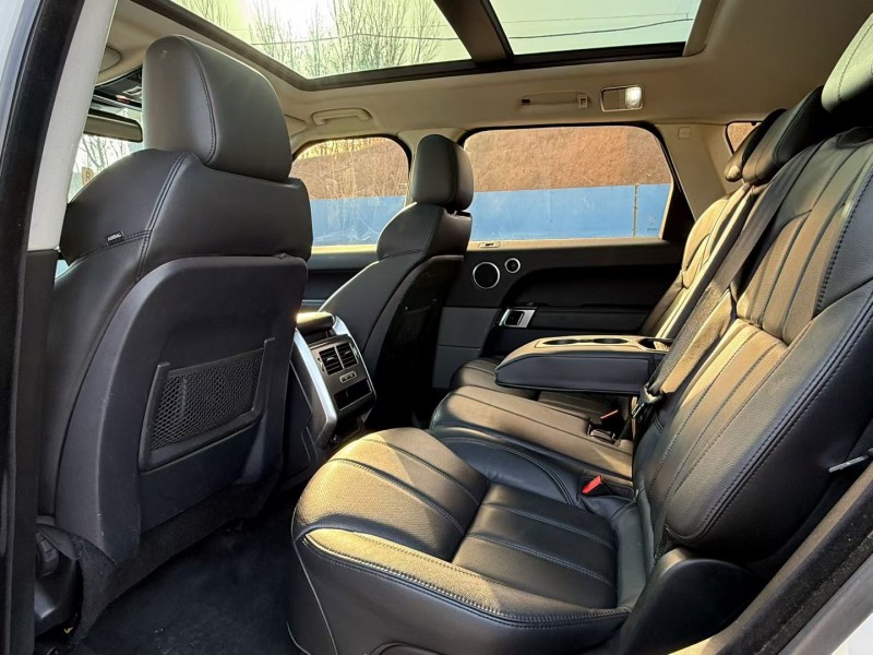 青岛18年路虎揽胜运动5