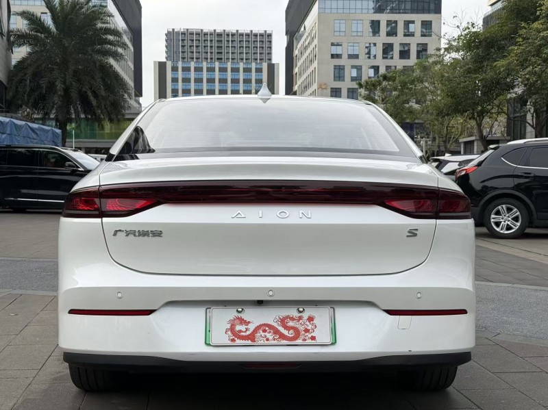 佛山25年传祺埃安S9