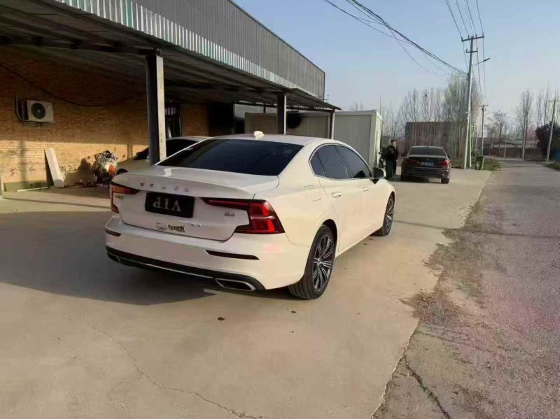 东营22年沃尔沃S60L9