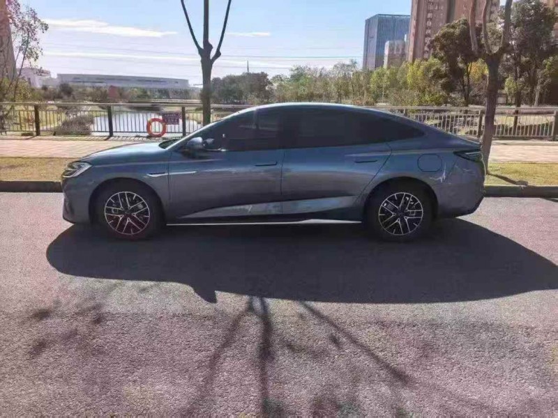 荆门24年比亚迪海豹8