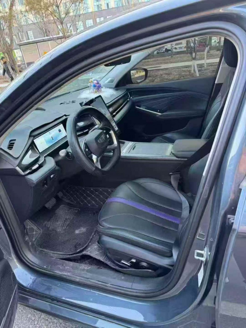 通辽24年吉利星瑞4