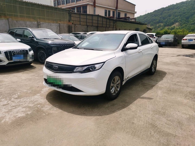 绍兴24年吉利帝豪2