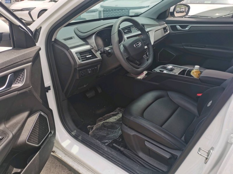 绍兴24年吉利帝豪4