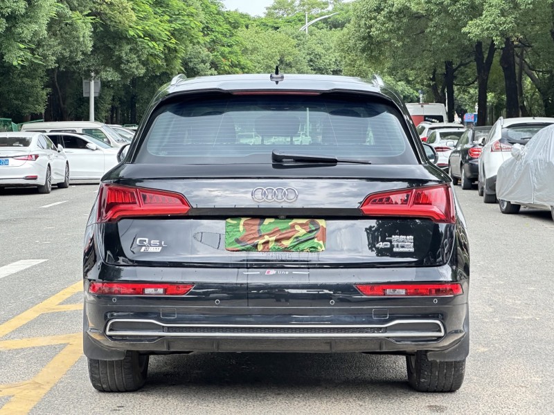 东莞19年奥迪Q59