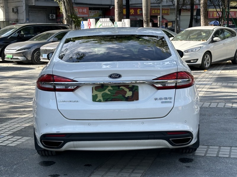 东莞18年福特蒙迪欧9