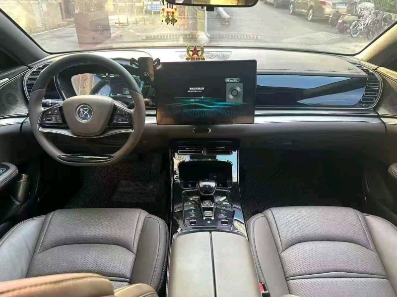 深圳21年比亚迪汉6