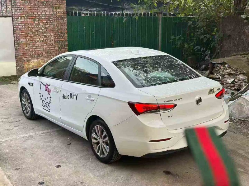 重庆20年别克英朗9