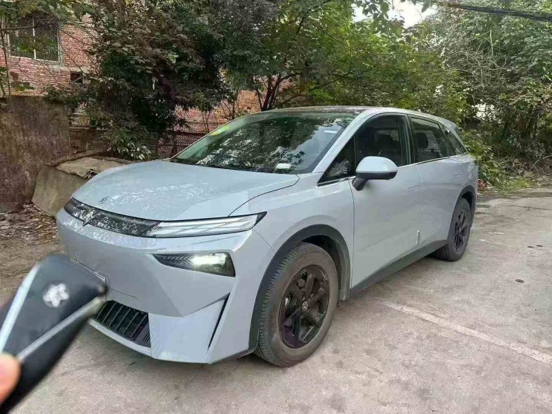 重庆25年启辰VX62