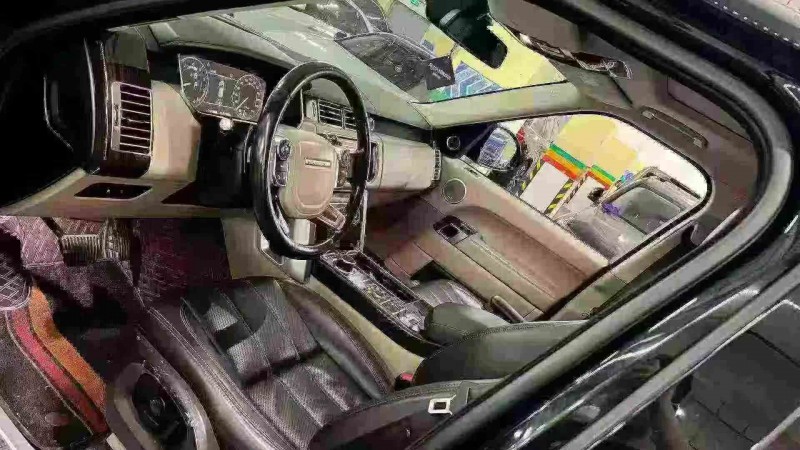 重庆16年路虎揽胜6