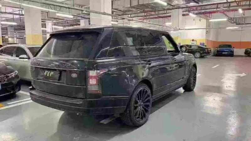 重庆16年路虎揽胜8