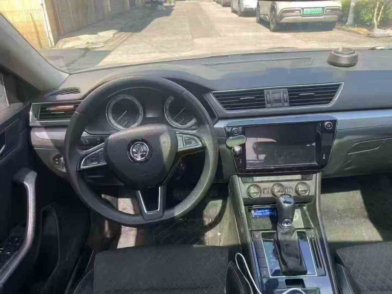 湛江18年斯柯达速派6