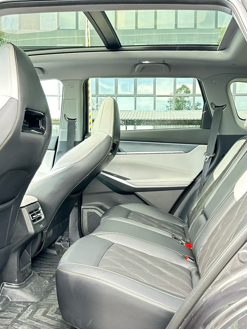 东莞25年长安汽车CS754