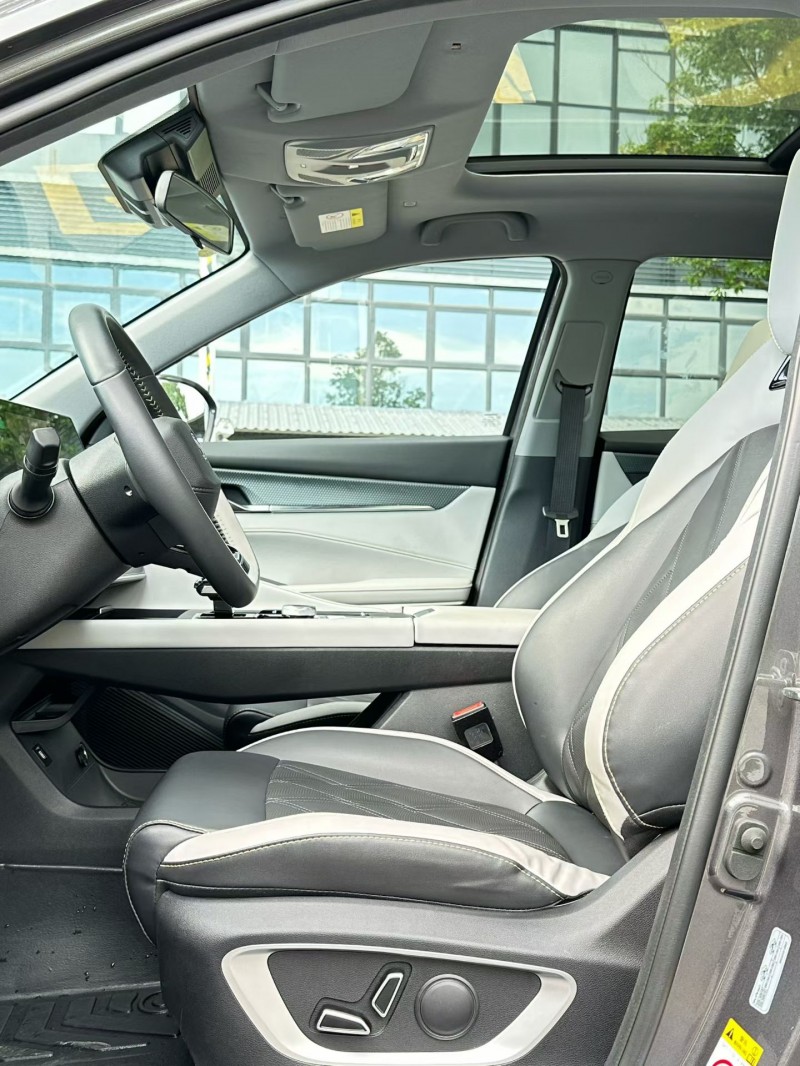 东莞25年长安汽车CS755