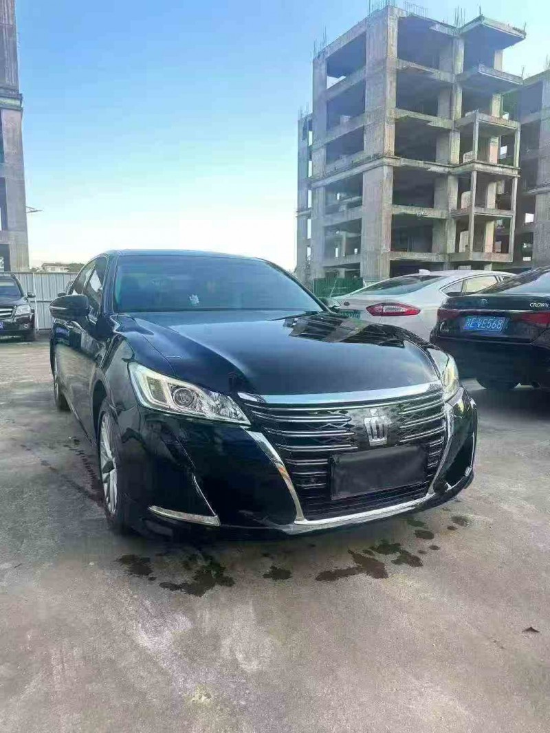 北海17年丰田皇冠2