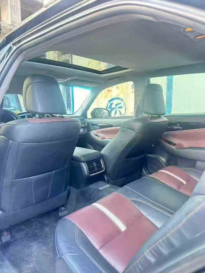 北海17年丰田皇冠4